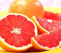 Pomelo, fuente de vitamina C y antioxidantes 